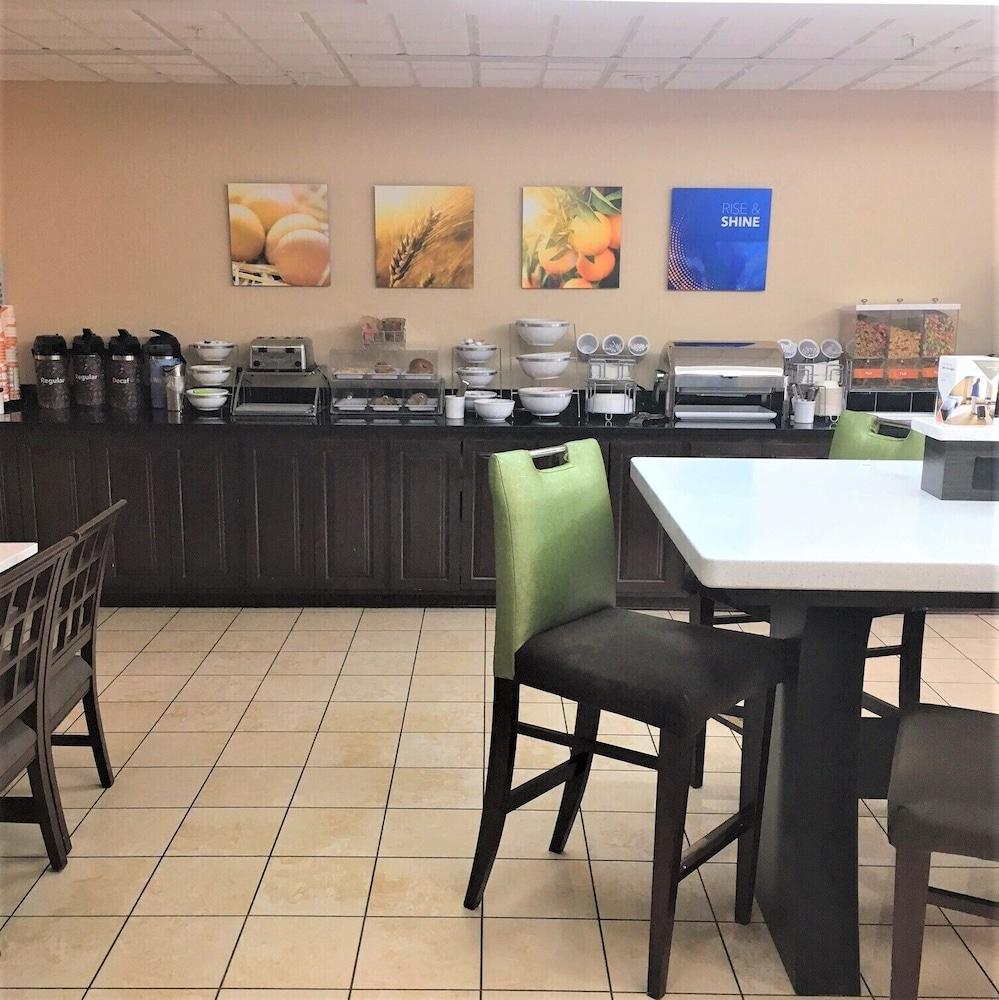 Comfort Inn&Suites Asheboro Eksteriør bilde
